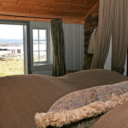 Korsholmen - By Classic Norway * Karvåg