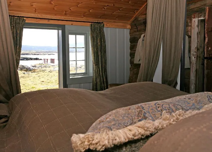 Korsholmen - By Classic Norway * Karvåg