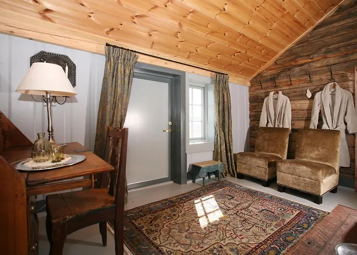 Korsholmen - By Classic Norway Karvåg